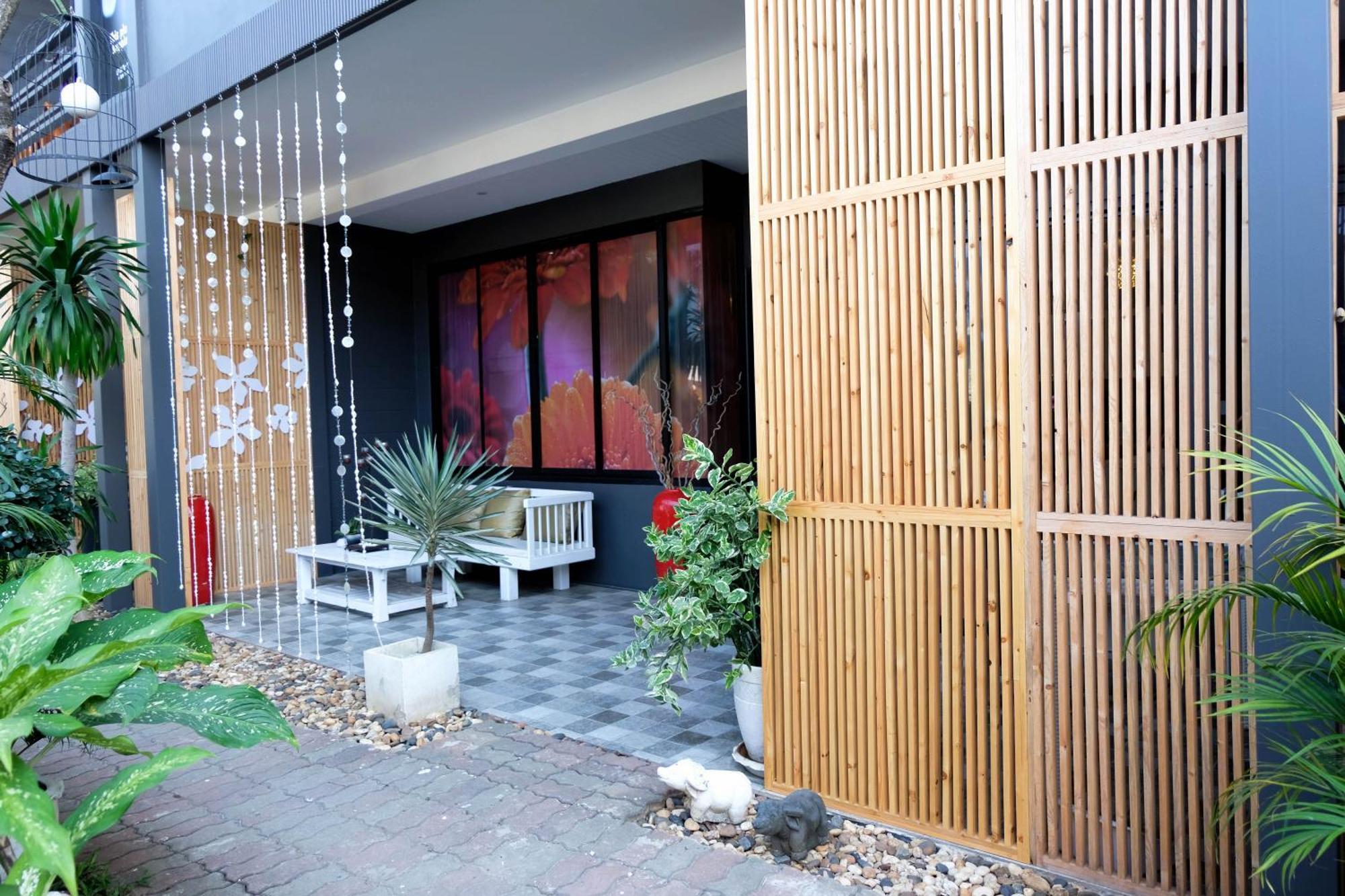 Baan Poon Garden Hotel Praia Chaweng Exterior foto